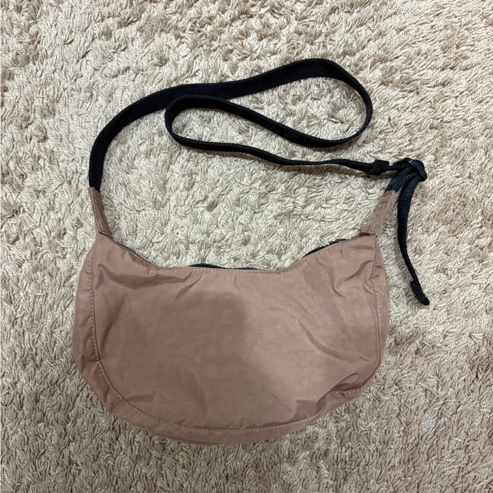 BAGGU Small Nylon Crescent Bag - Cocoa